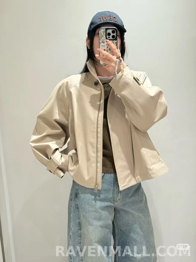 로에베 로에베 베이지 가죽 트리밍 케이프 쇼트 트렌치 상세 이미지