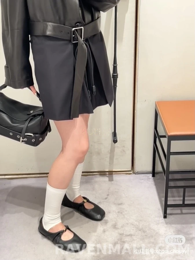 로에베 로에베 벨티드 스탠드넥 자켓 상세 이미지