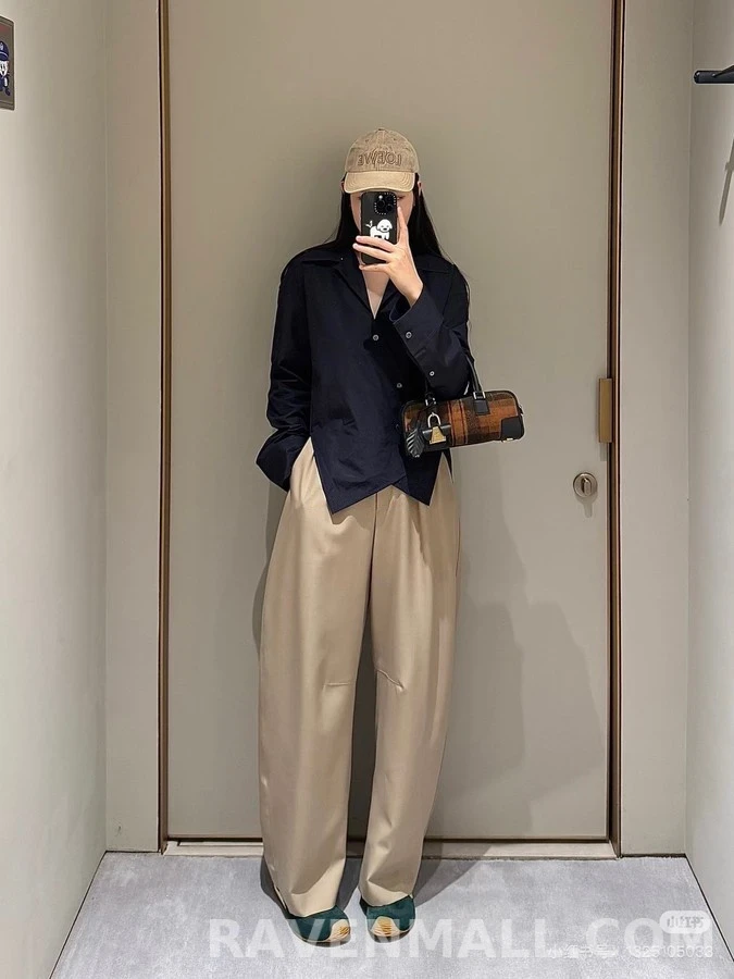 로에베 로에베 비대칭 대각선 플래킷 셔츠 상세 이미지