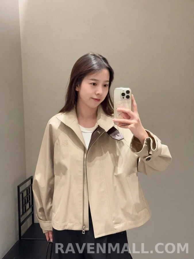 로에베 로에베 아나그램 로고 쇼트 트렌치 자켓 상세 이미지