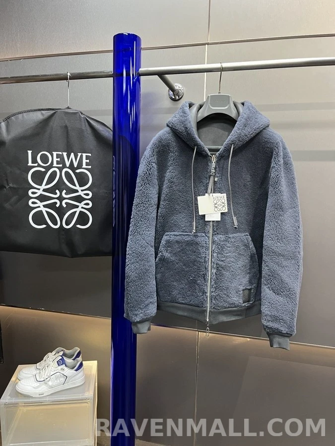 로에베 로에베 양털 가죽 리버서블 후드 상세 이미지