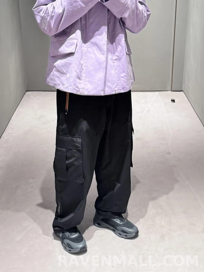 로에베 로에베 온 콜라보 기능성 카고 팬츠 상세 이미지