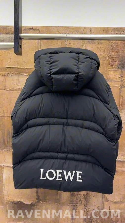 로에베 로에베 자수 패딩 상세 이미지