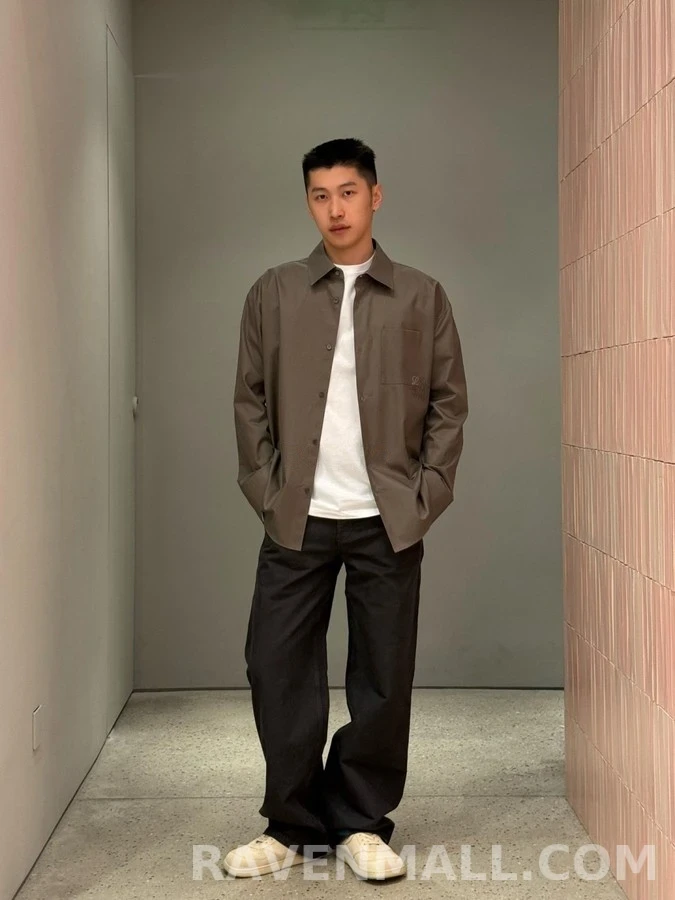 로에베 로에베 카키 투톤 아나그램 자수 셔츠 상세 이미지