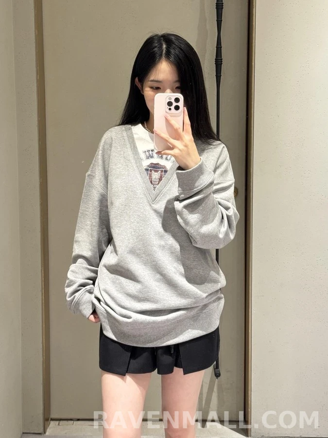 로에베 로에베 페이크 투피스 V넥 맨투맨 상세 이미지