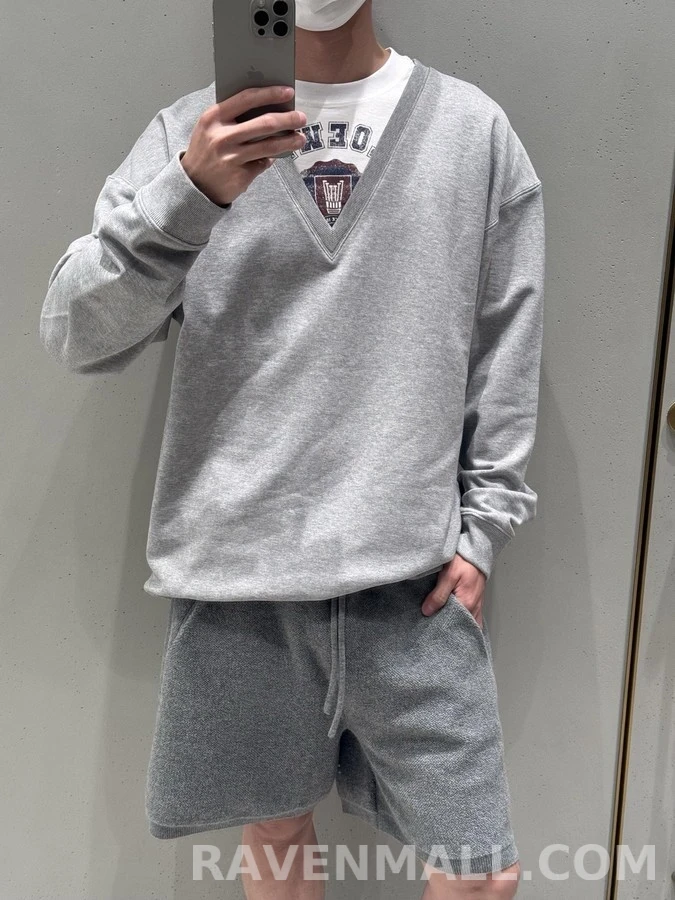 로에베 로에베 페이크 투피스 V넥 맨투맨 상세 이미지