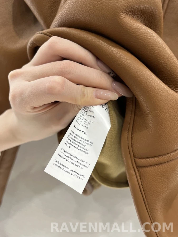 로에베 로에베 환경친화적 시어링 자켓 상세 이미지