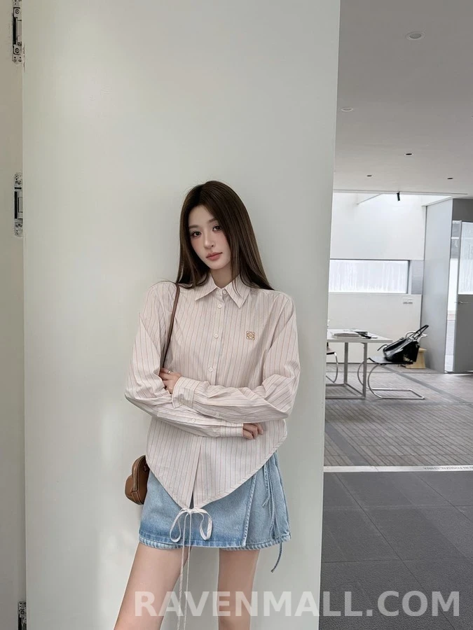 로에베 로에베 Anagram 자수 스트라이프 타이 셔츠 상세 이미지