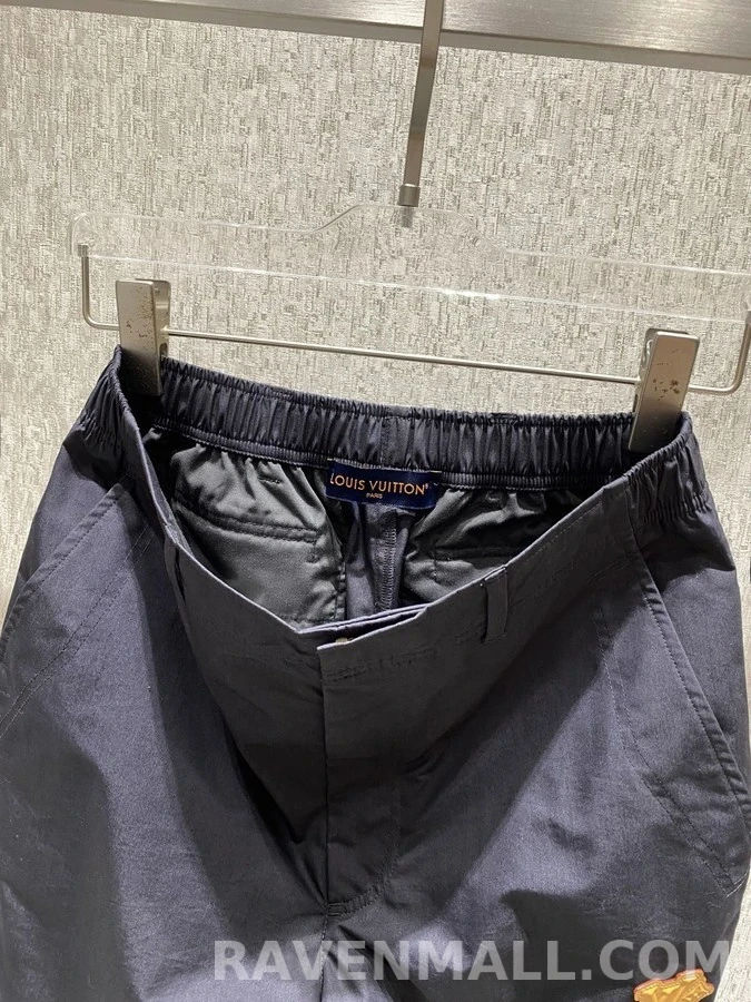 루이비통 루이비통 가죽 로고 캐주얼 팬츠 상세 이미지