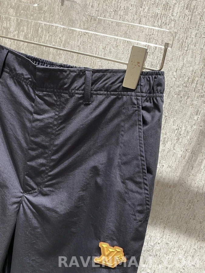 루이비통 루이비통 가죽 로고 캐주얼 팬츠 상세 이미지