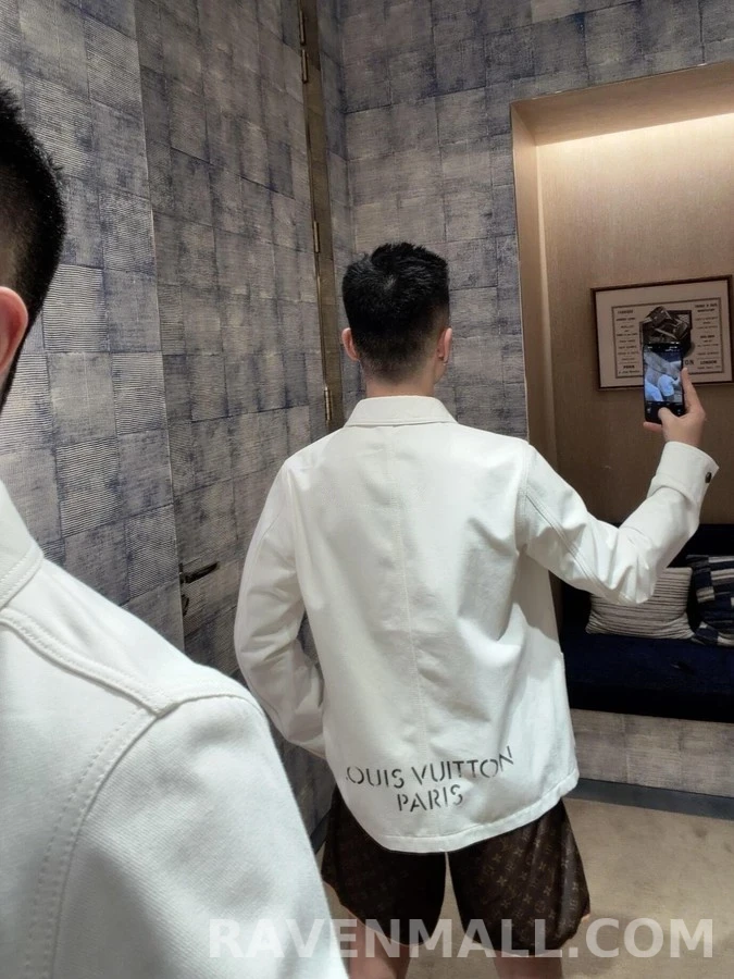 루이비통 루이비통 그래픽 워크 자켓 상세 이미지