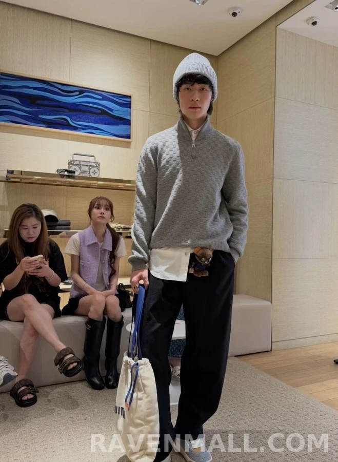 루이비통 루이비통 다미에 패턴 하프집업 니트 상세 이미지
