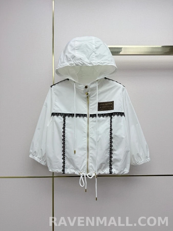 루이비통 루이비통 레이스 라벨 후드 바람막이 상세 이미지