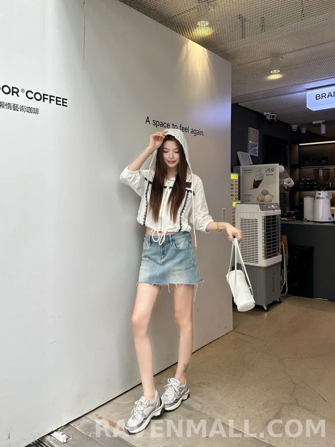 루이비통 루이비통 레이스 라벨 후드 바람막이 상세 이미지
