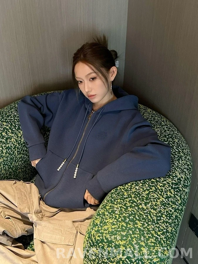 루이비통 루이비통 레터링 자수 진주 드로스트링 후드 집업 상세 이미지