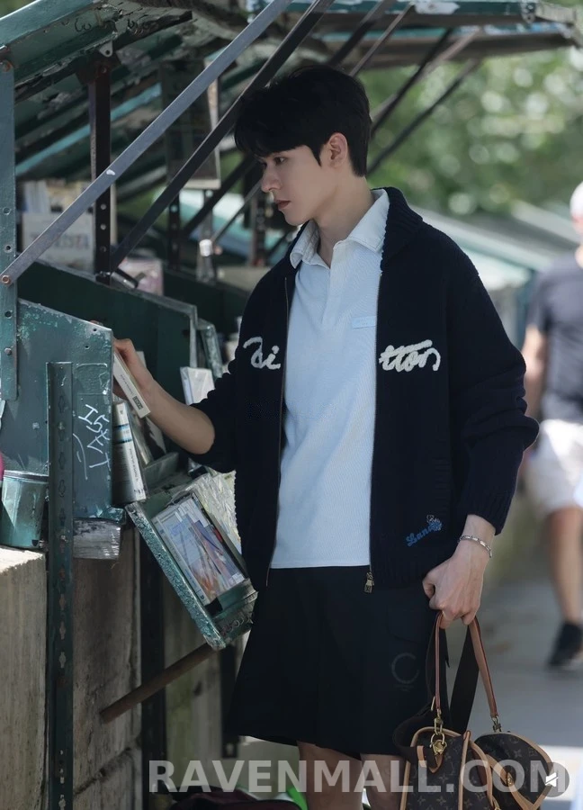 루이비통 루이비통 레터링 자수 집업 니트 상세 이미지
