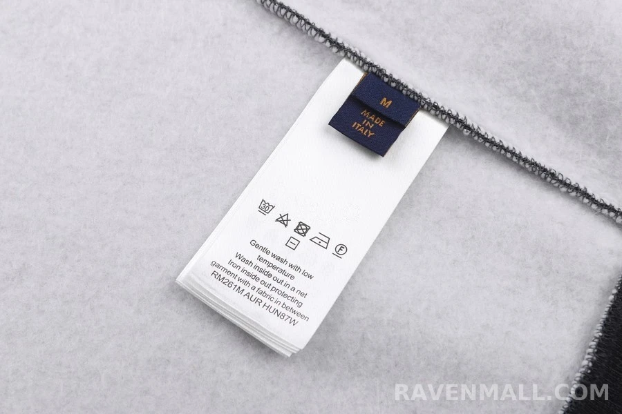 루이비통 루이비통 로고 자수 맨투맨 상세 이미지