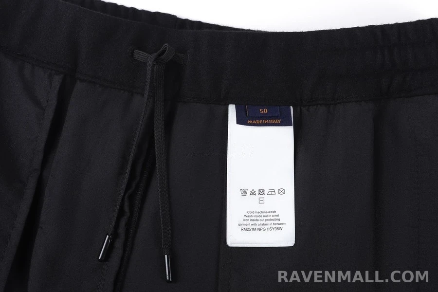 루이비통 루이비통 로고 테크 트레이닝 팬츠 상세 이미지