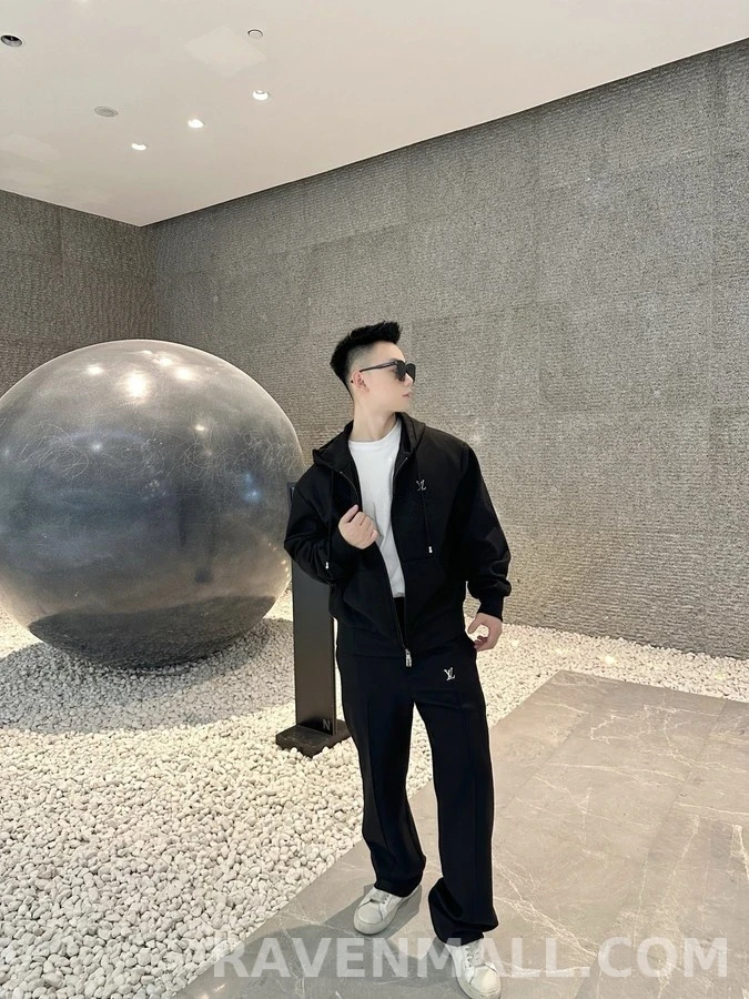 루이비통 루이비통 로고 테크 트레이닝 팬츠 상세 이미지