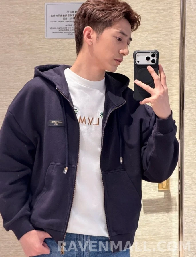 루이비통 루이비통 로고 패치 지퍼 후드집업 상세 이미지
