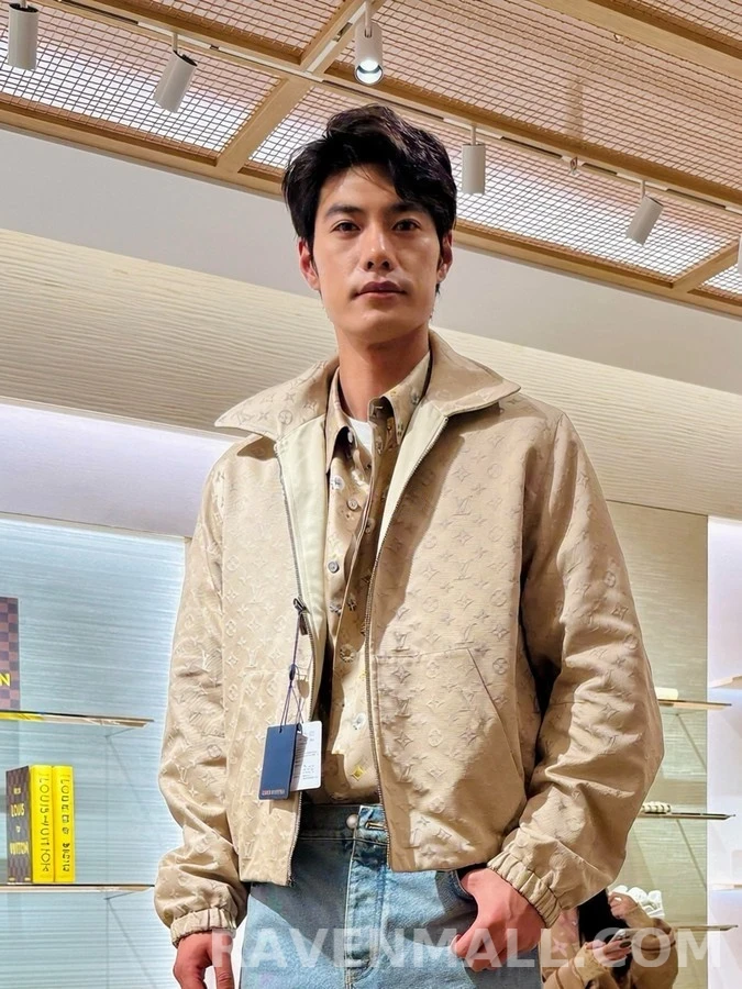 루이비통 루이비통 리버서블 로고 레더 자켓 상세 이미지