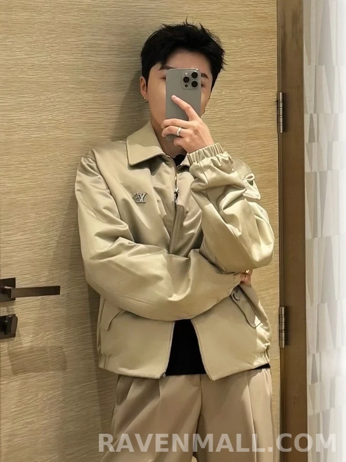 루이비통 루이비통 리버서블 로고 레더 자켓 상세 이미지