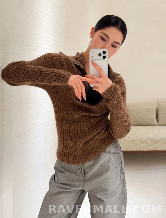 루이비통 루이비통 리브드 하프 집업 니트 상세 이미지
