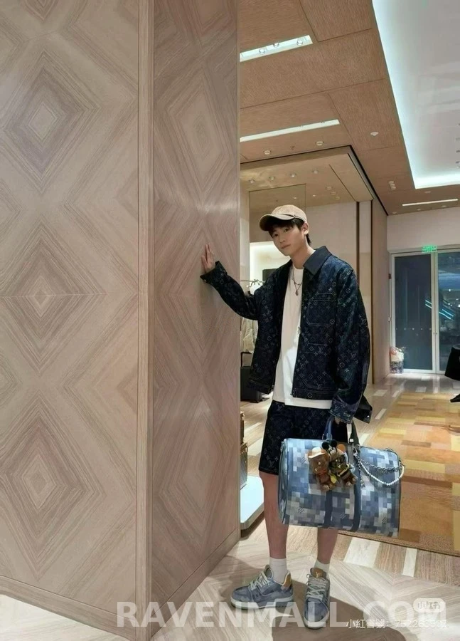 루이비통 루이비통 모노그램 데님 워크 자켓 상세 이미지
