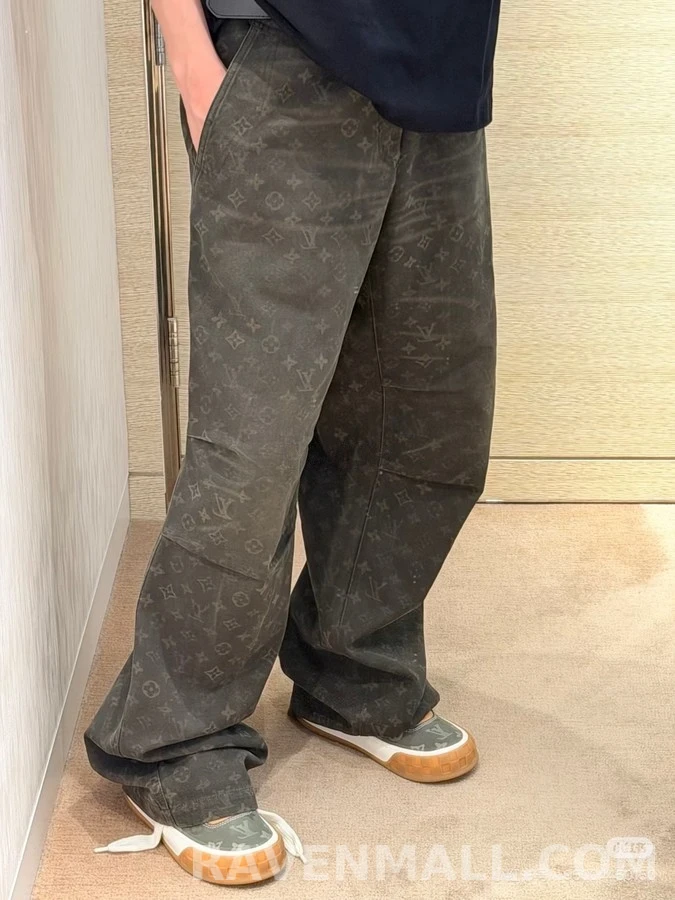 루이비통 루이비통 모노그램 데님 워크 팬츠 상세 이미지
