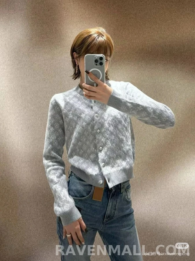루이비통 루이비통 모노그램 마해모 가디건 상세 이미지