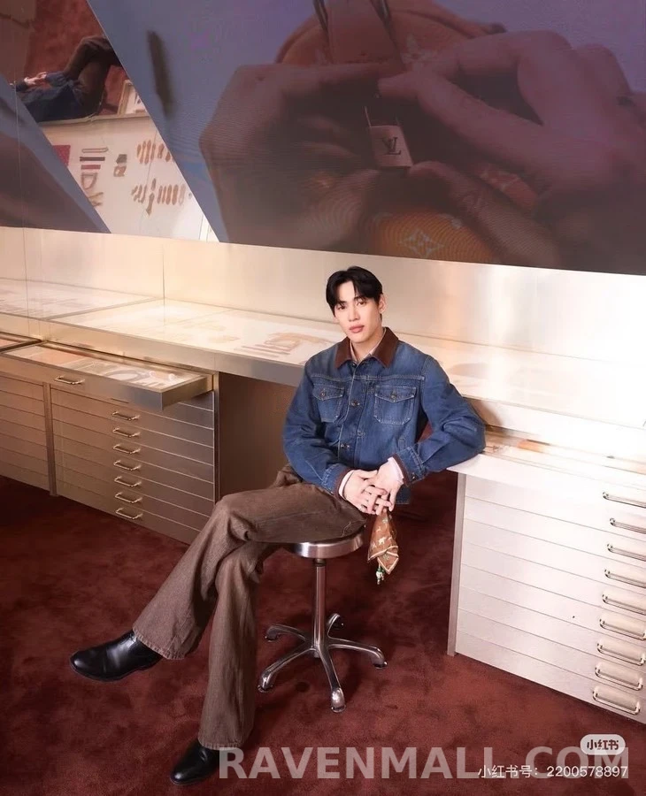루이비통 루이비통 모노그램 배색 데님 자켓 상세 이미지
