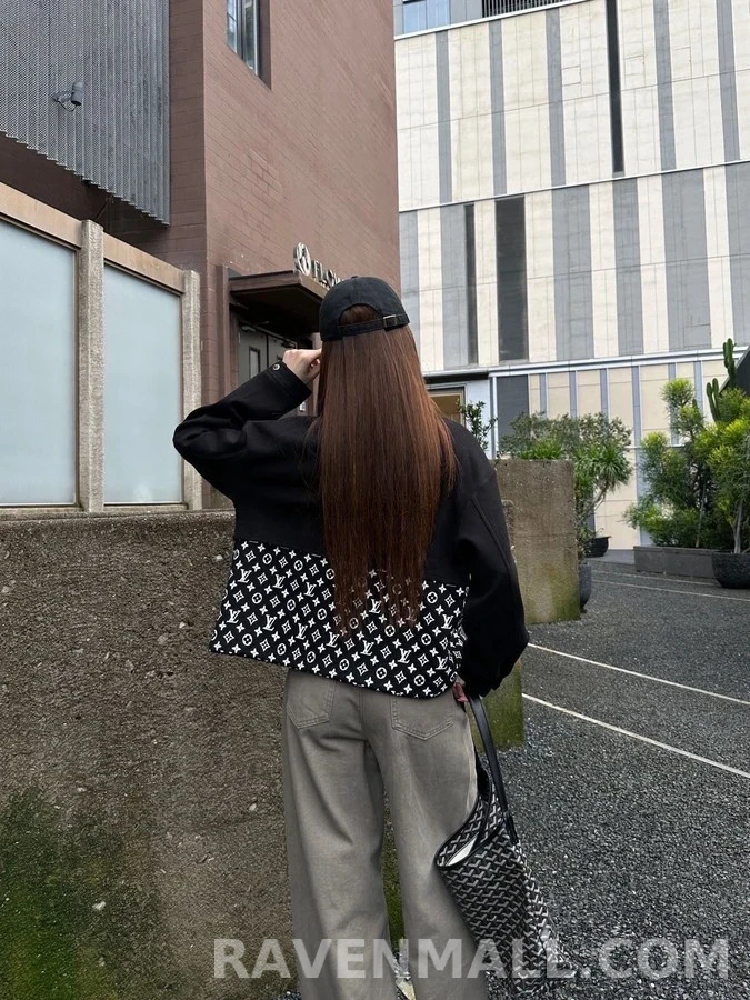루이비통 루이비통 모노그램 스탠드넥 자켓 상세 이미지