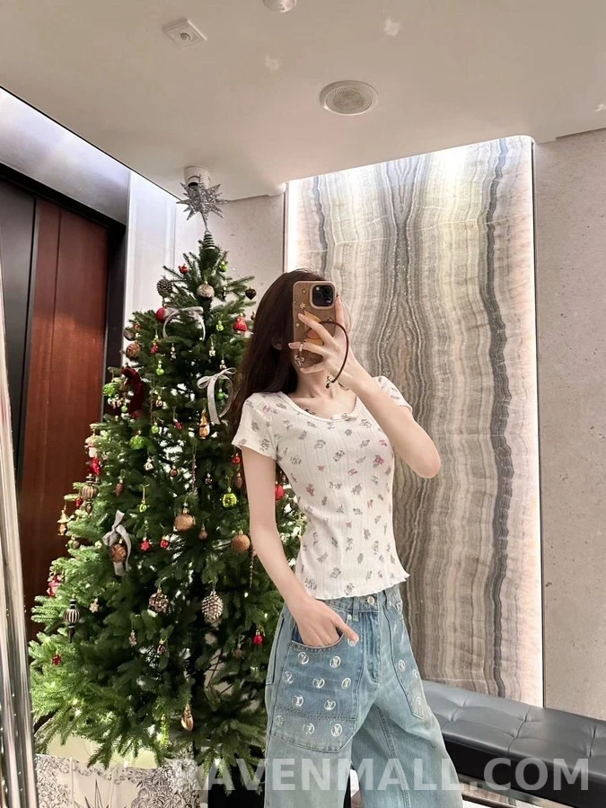 루이비통 루이비통 모노그램 자수 플레어 데님 팬츠 상세 이미지
