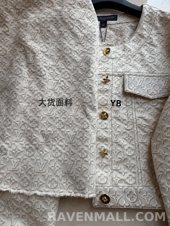 루이비통 루이비통 모노그램 자카드 라운드넥 자켓 상세 이미지