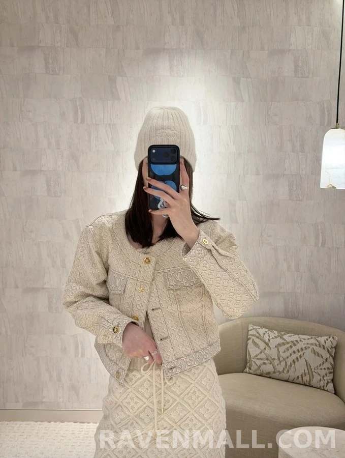 루이비통 루이비통 모노그램 자카드 라운드넥 자켓 상세 이미지