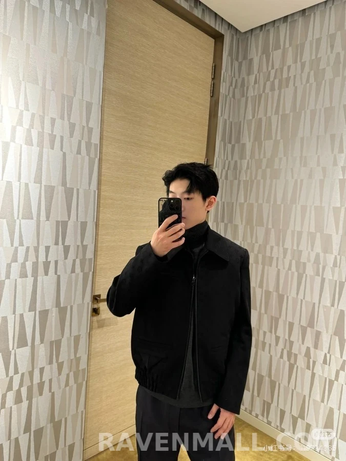 루이비통 루이비통 모노그램 자카드 카라 자켓 상세 이미지