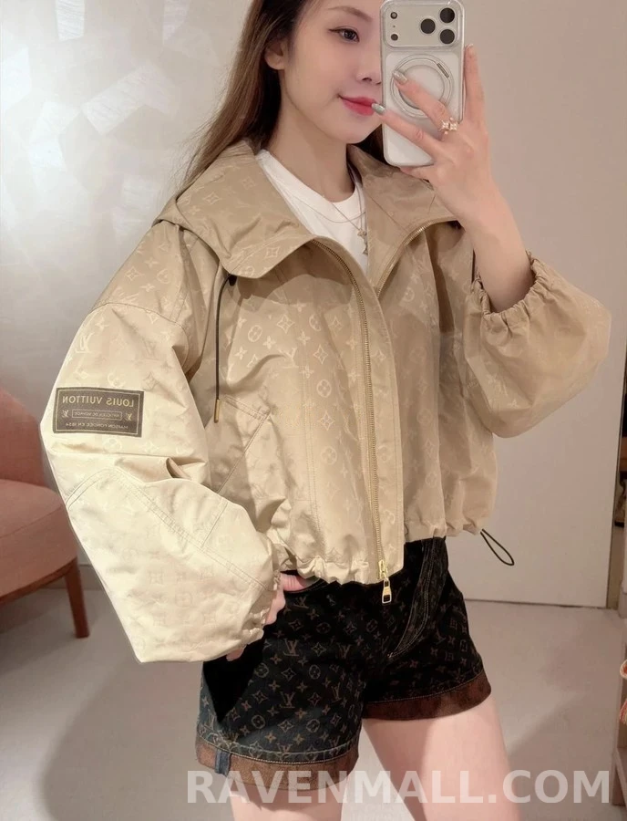 루이비통 루이비통 모노그램 자카드 크롭 재킷 상세 이미지