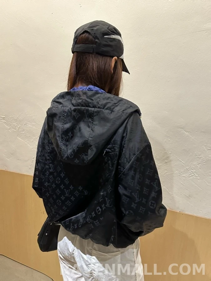 루이비통 루이비통 모노그램 자카드 후드 자켓 상세 이미지