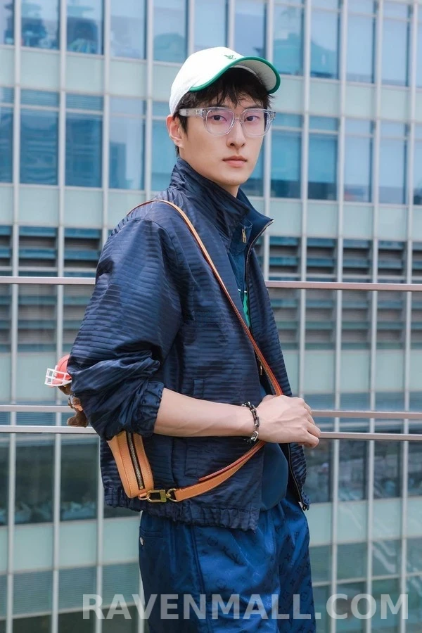 루이비통 루이비통 모노그램 집업 자켓 상세 이미지