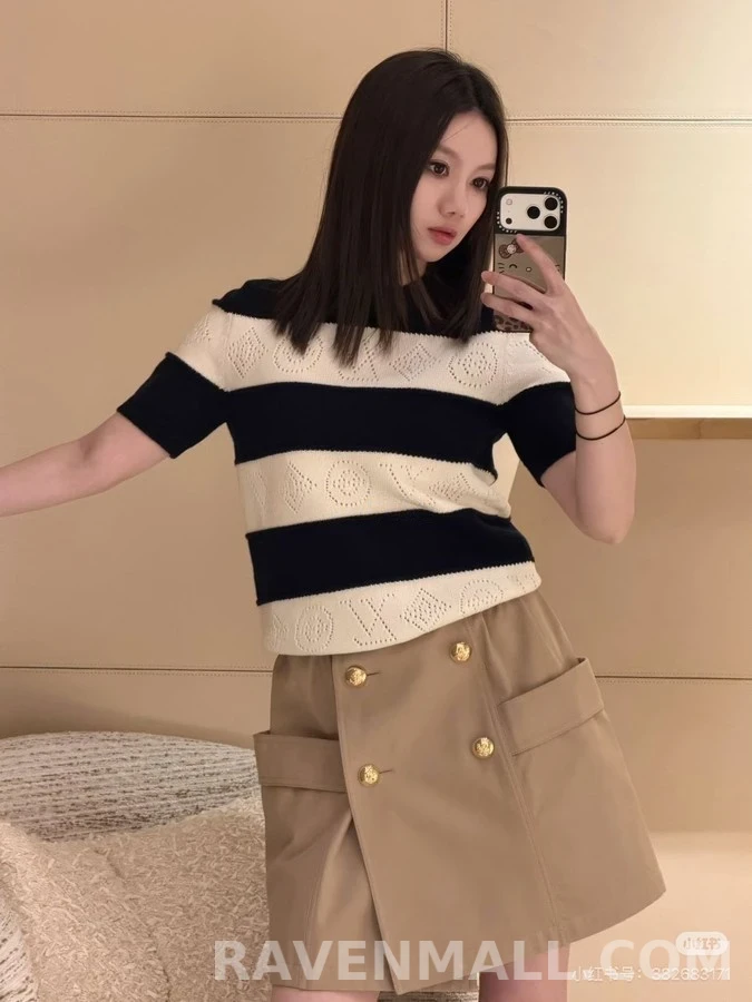 루이비통 루이비통 모노그램 컷아웃 스트라이프 니트 상세 이미지