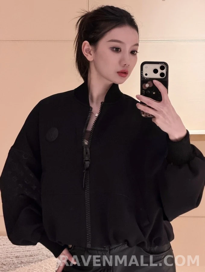 루이비통 루이비통 모노그램 테크니트 집업 상세 이미지