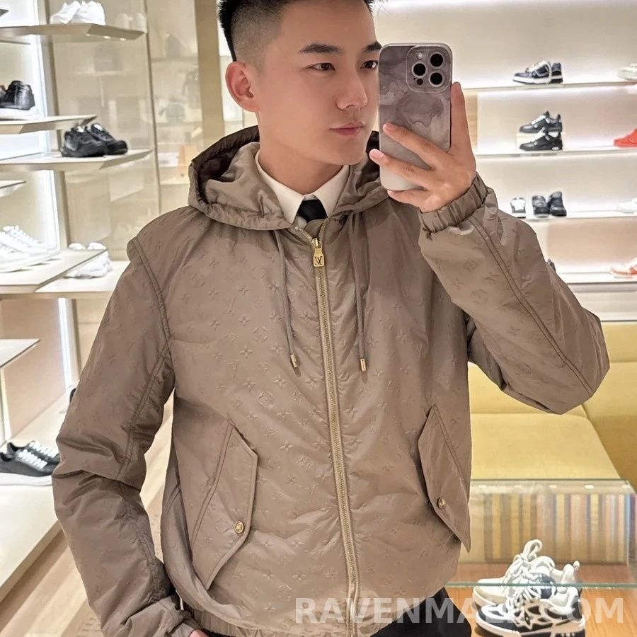 루이비통 루이비통 모노그램 패딩 후드 집업 상세 이미지