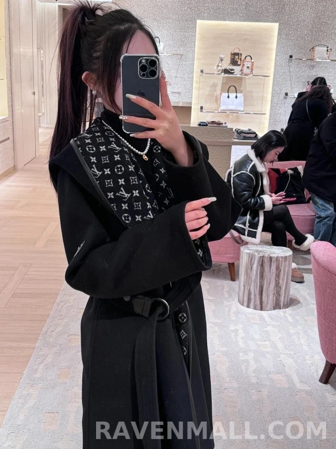 루이비통 루이비통 모노그램 패턴 후드 코트 상세 이미지