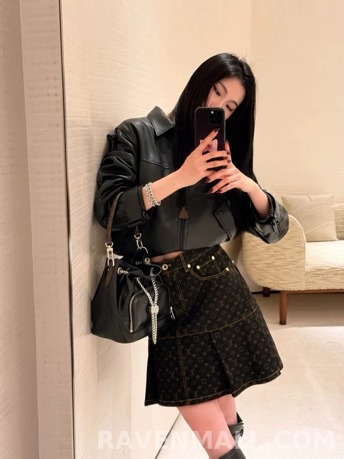 루이비통 루이비통 모노그램 플리츠 스커트 상세 이미지