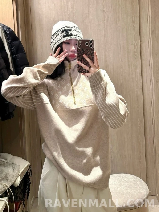 루이비통 루이비통 모노그램 하프 집업 니트 상세 이미지