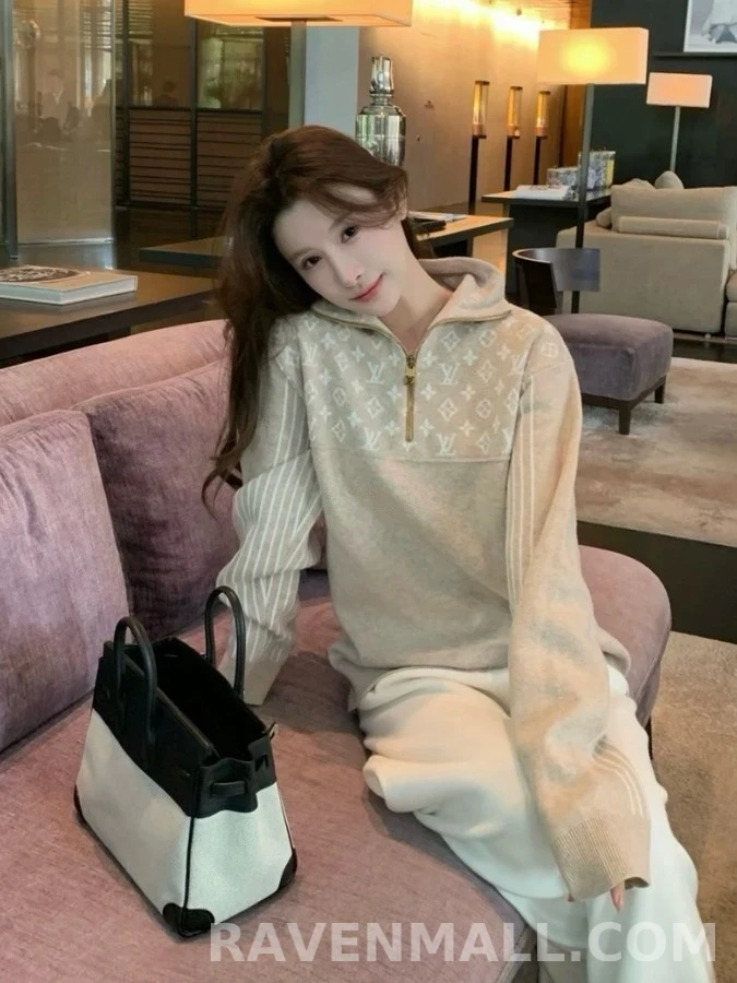 루이비통 루이비통 모노그램 하프 집업 니트 상세 이미지