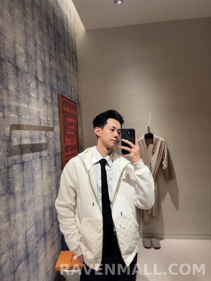 루이비통 루이비통 모노그램 후드집업 상세 이미지