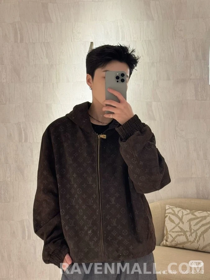 루이비통 루이비통 브라운 모노그램 풀 로고 후드 자켓 상세 이미지