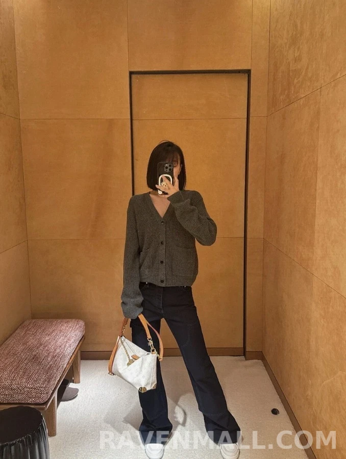 루이비통 루이비통 산양털 혼방 가디건 상세 이미지