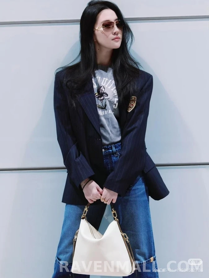 루이비통 루이비통 스트라이프 엠블럼 블레이저 상세 이미지